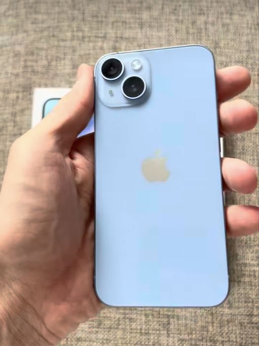 iPhone 14 128 GB в идеальном состоянии, акб:84%