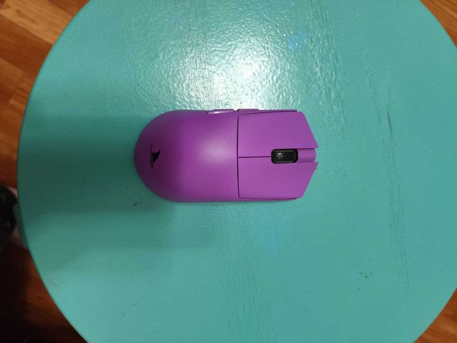 Продам игровую беспроводную мышь Darmoshark