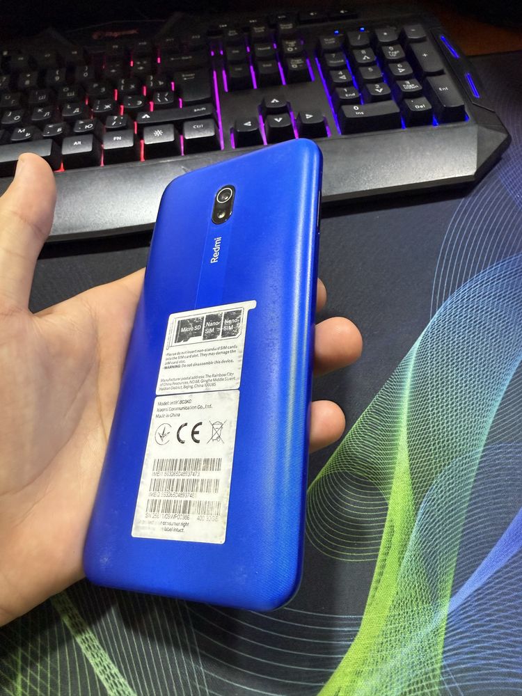 Redmi 8a blue
