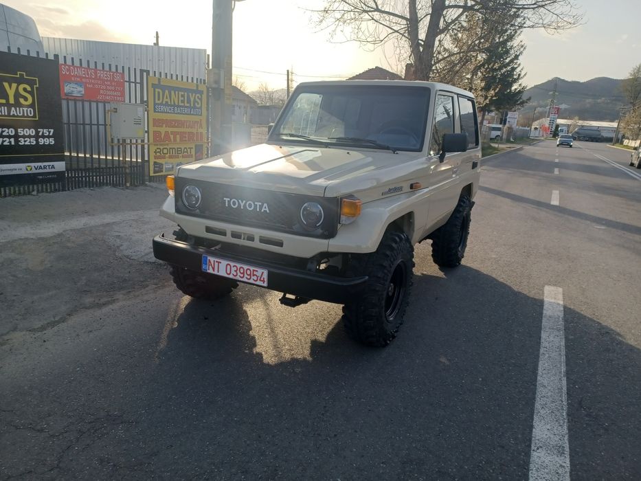 Toyota Land Cruiser BJ 70 rar efectuat