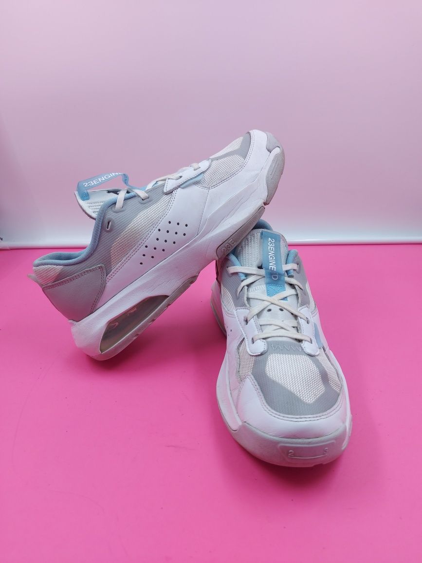 Jordan Air 200 E Оригинални маратонки