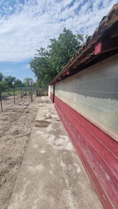 Vand casă comuna Dorobanti