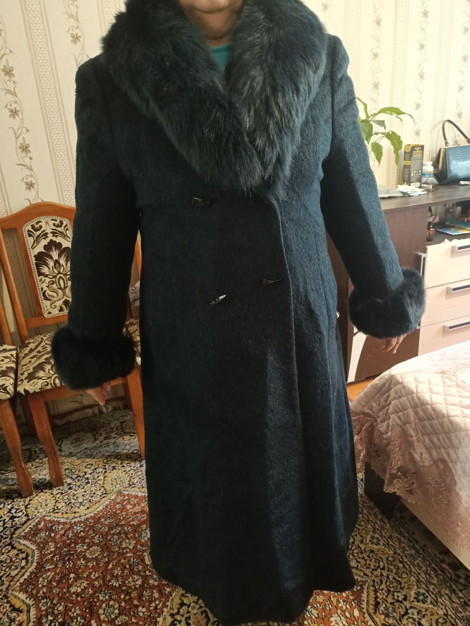 Продам драповое пальто
