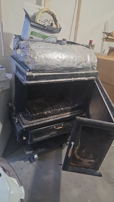 Камина за вграждане с водна и въздушна риза