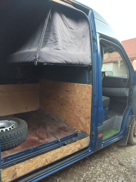 Vând Mercedes sprinter