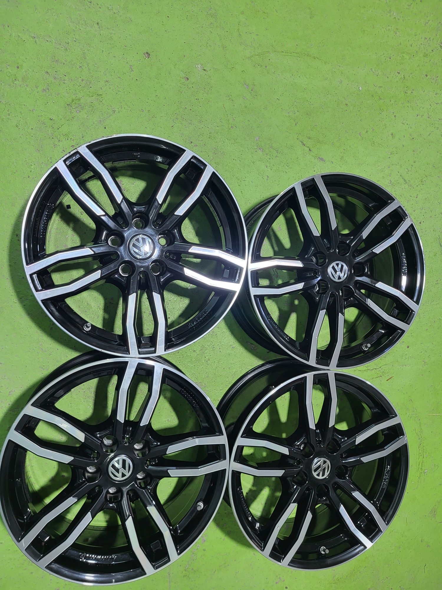 17 5x112 Vw Tiguan Passat Touran Caddy Audi A4 A5 A6 Skoda 5х112