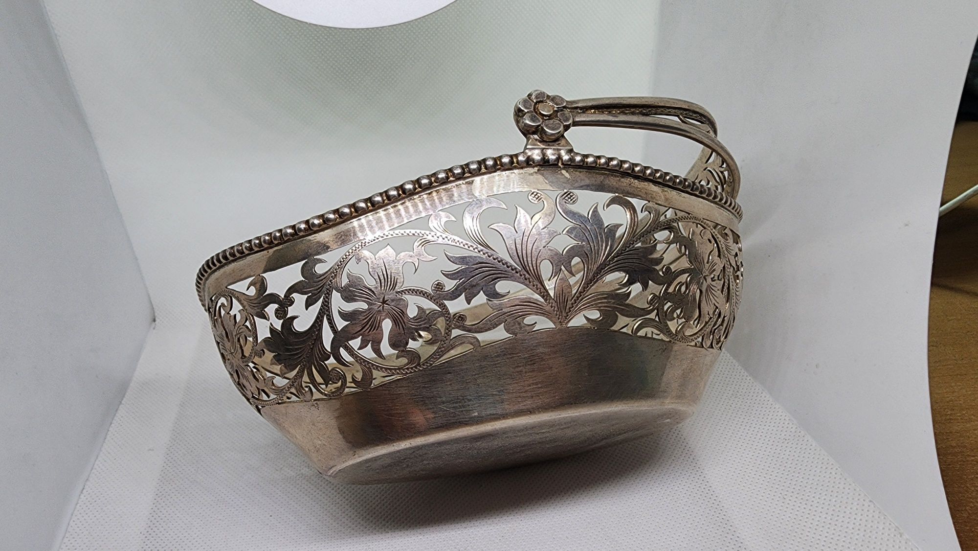 Цена за грам колекцыя серебро.