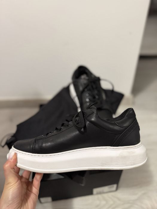 Adidasi Karl Lagerfeld