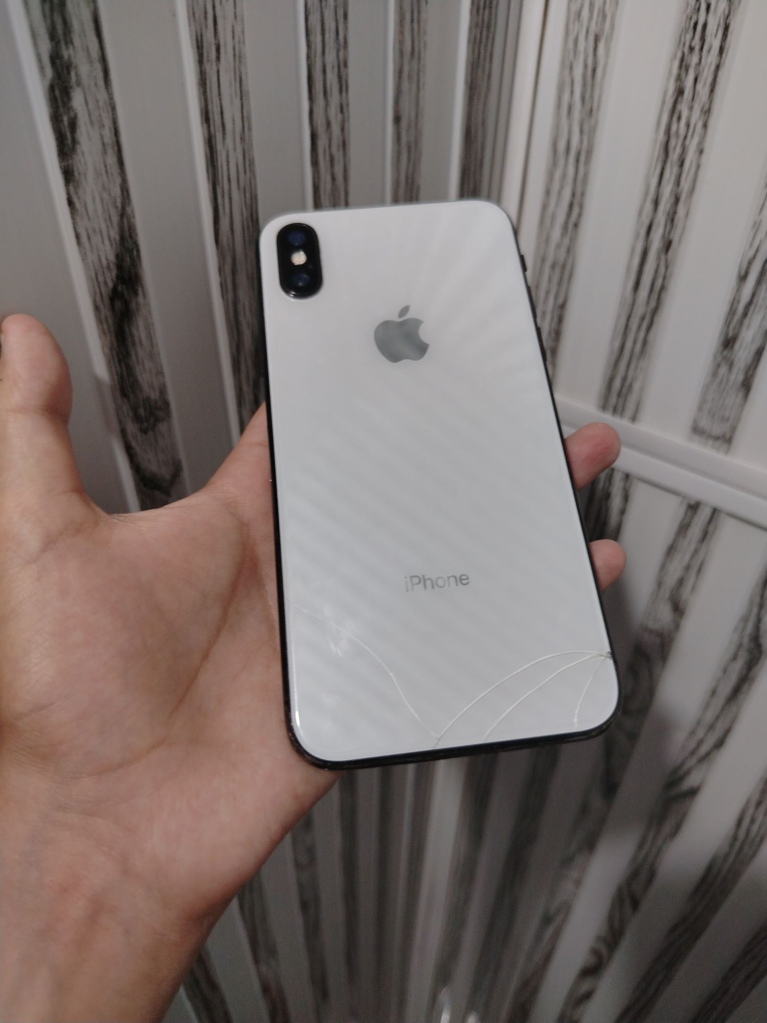 iPhone X на запчасти