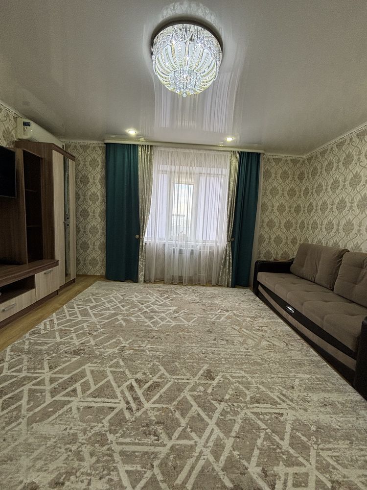 Продаётся квартира мкр.Кадыра Мырза Али