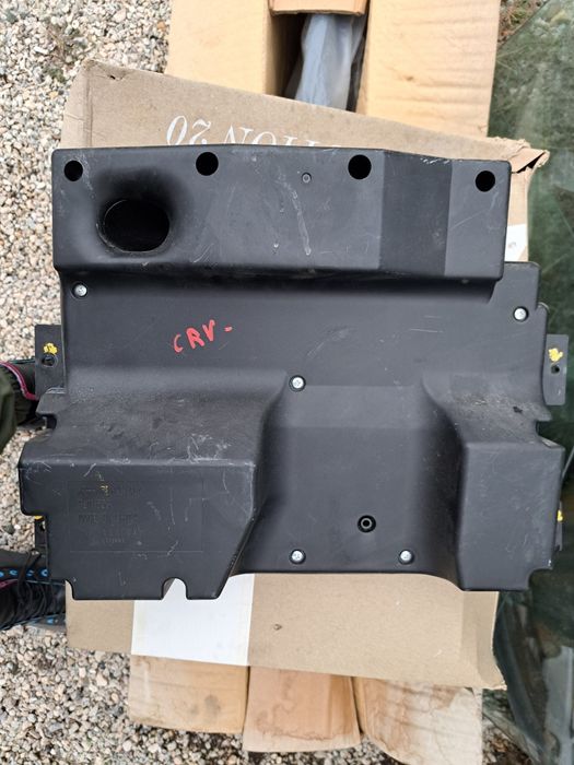 Субуфер за Хонда CRV 2010