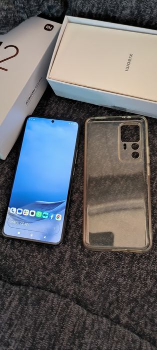 xiaomi 12t 8+4gb ram