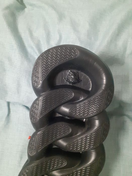 Versace chain reaction triple black