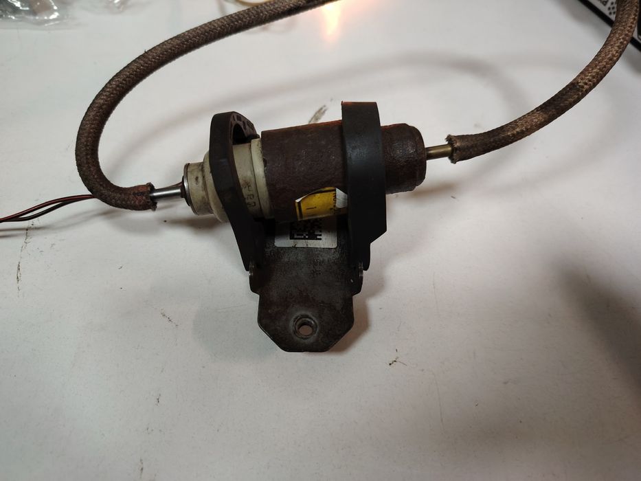 Pompa motorina webasto Bmw F01, F06, F07, F10, F11, F12, F13