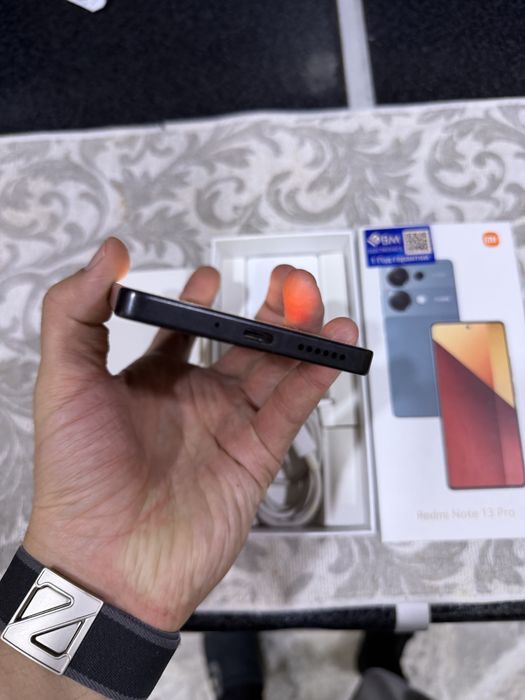 Redmi not 13 pro pamit 8.256g holati ideal karopka dak kamplekt