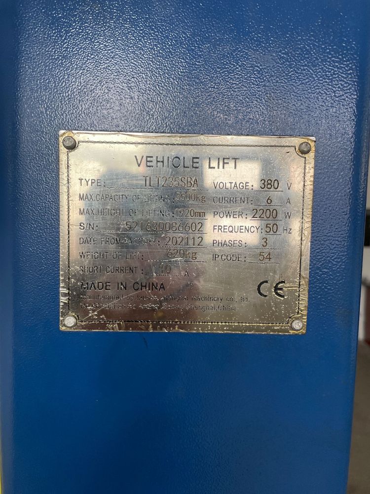 Vand elevator auto