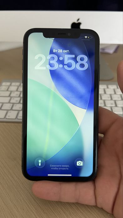iPhone 11 64 Gb продам