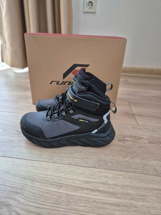 Детски боти Runners