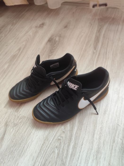 Ghete fotbal Nike