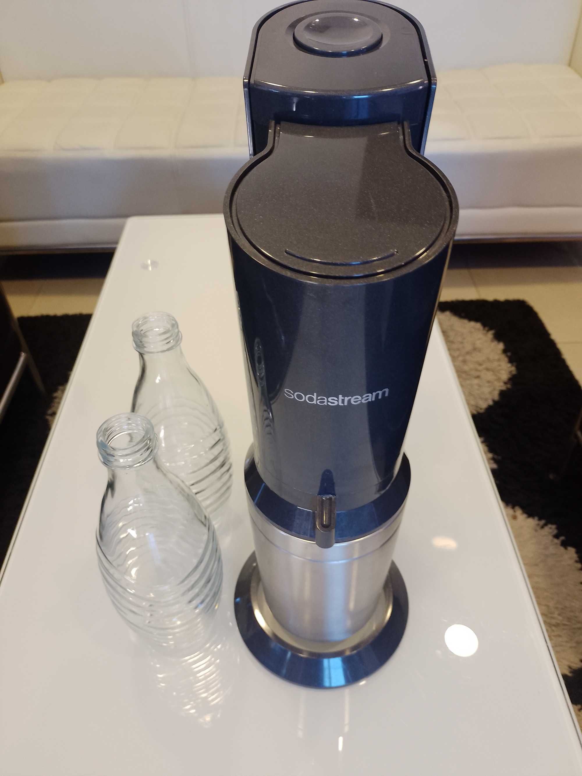 Aparat sifon/bauturi carbogazoase SODASTREAM + CARAFE STICLA