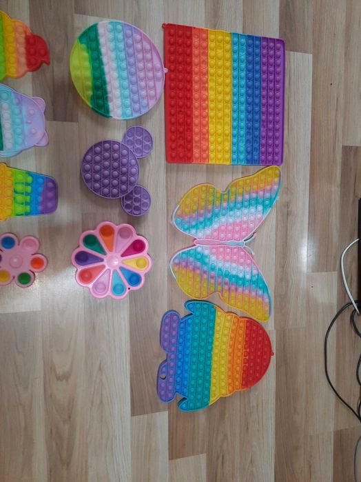 Pop it curcubeu mare