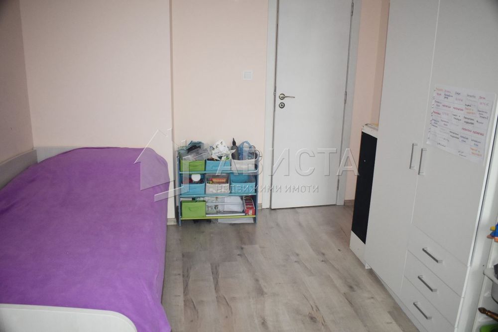 Продава се Четиристаен апартамент в София, Надежда 2 - 123 кв.м за 2025 €/кв.м - Снимка #6