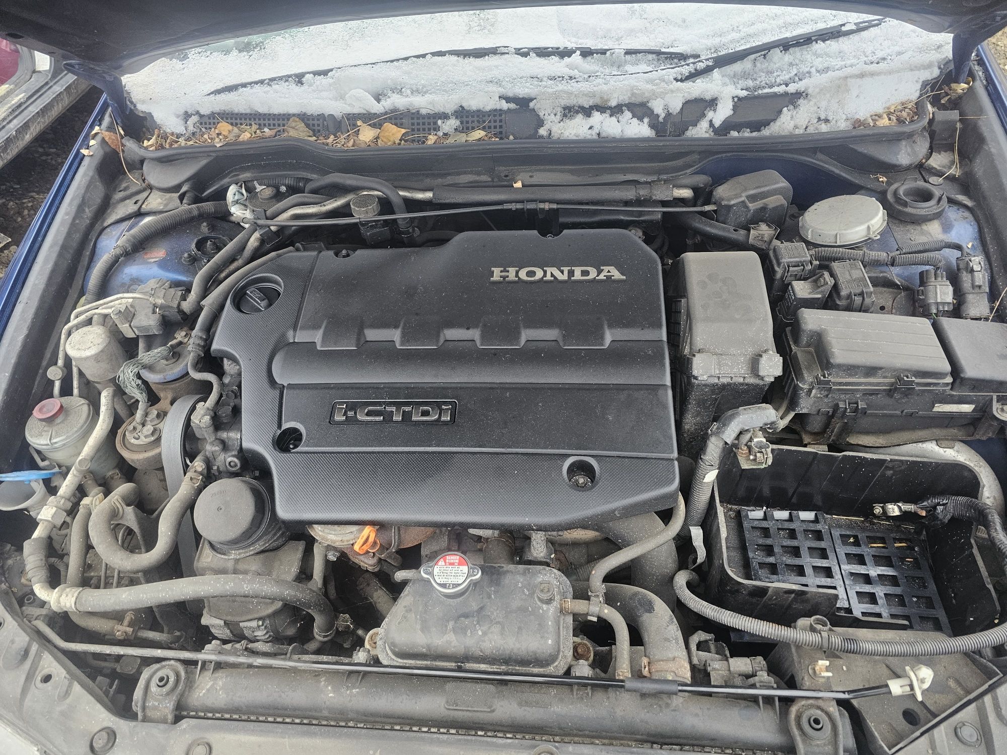 Dezmembrez Honda Accord 2.2 i-ctdi