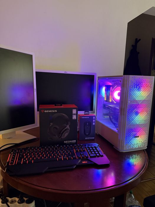 PC Gaming i9 RTX 4060 32Gb RAM ARGB Monitoare Tastatura Mouse Casti