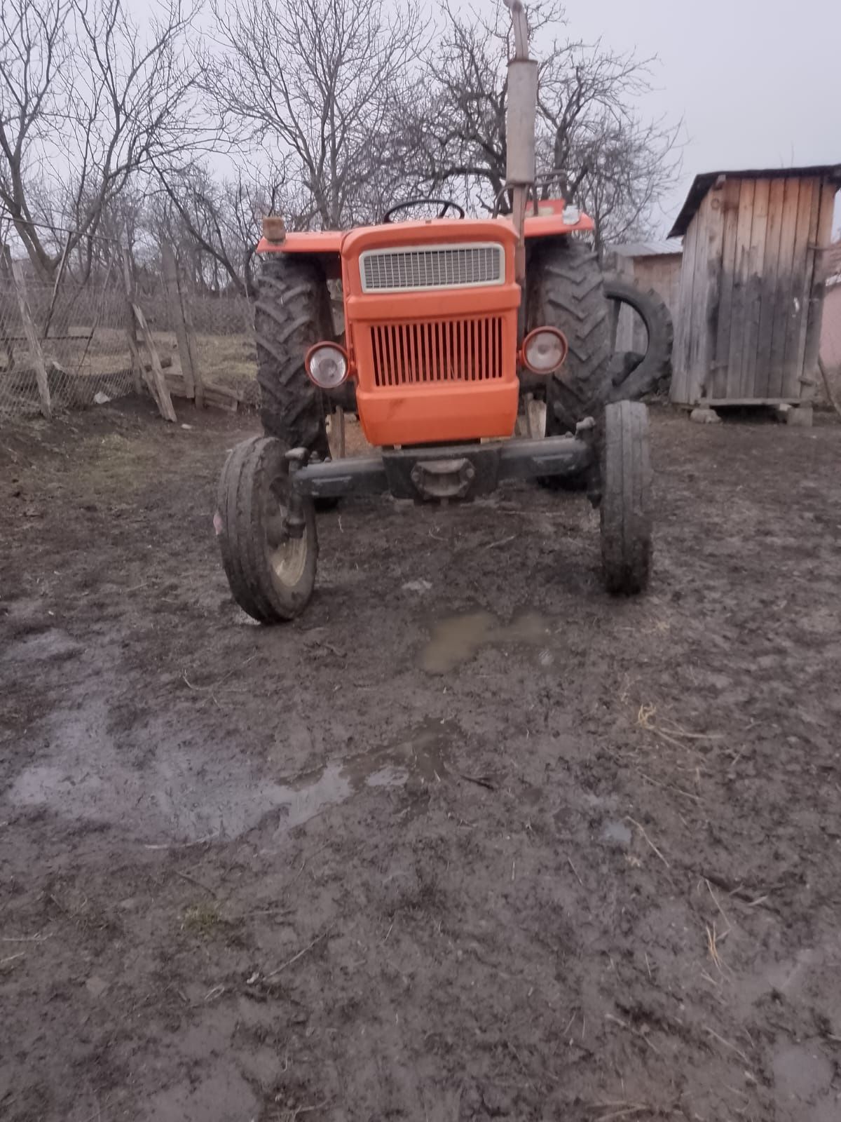 Vand tractor fiat 540 cp