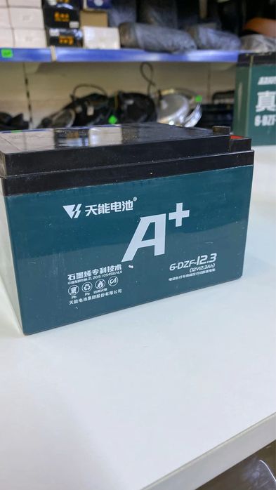 Аккумуляторы для скутеров трициклы новый