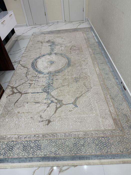 Продам ковер турецкий в отличном состоянии