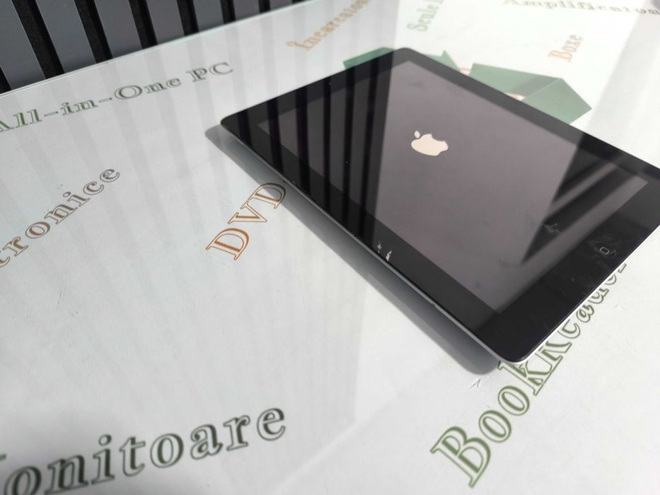 Tabletă Apple iPad - Model A1430, 16GB