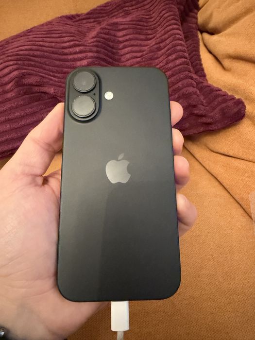 Iphone 16, 128 gb, in garantie.