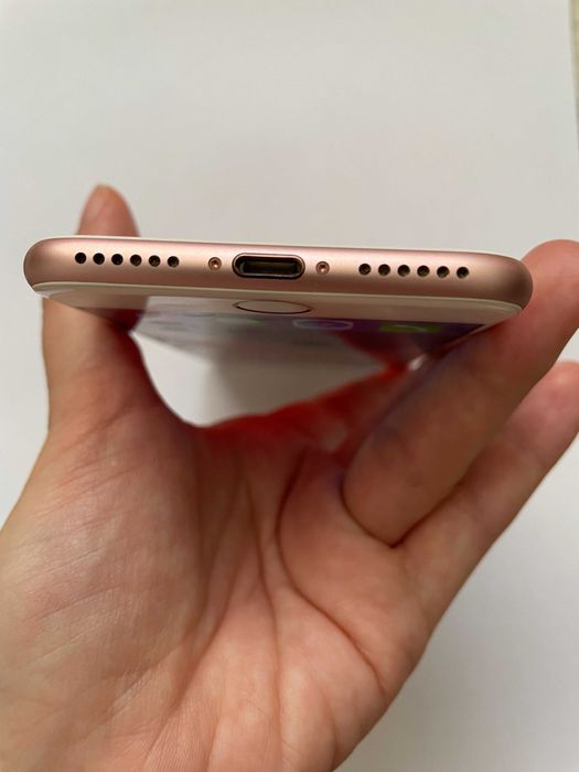 iPhone 7 128GB Rose Gold impecabil