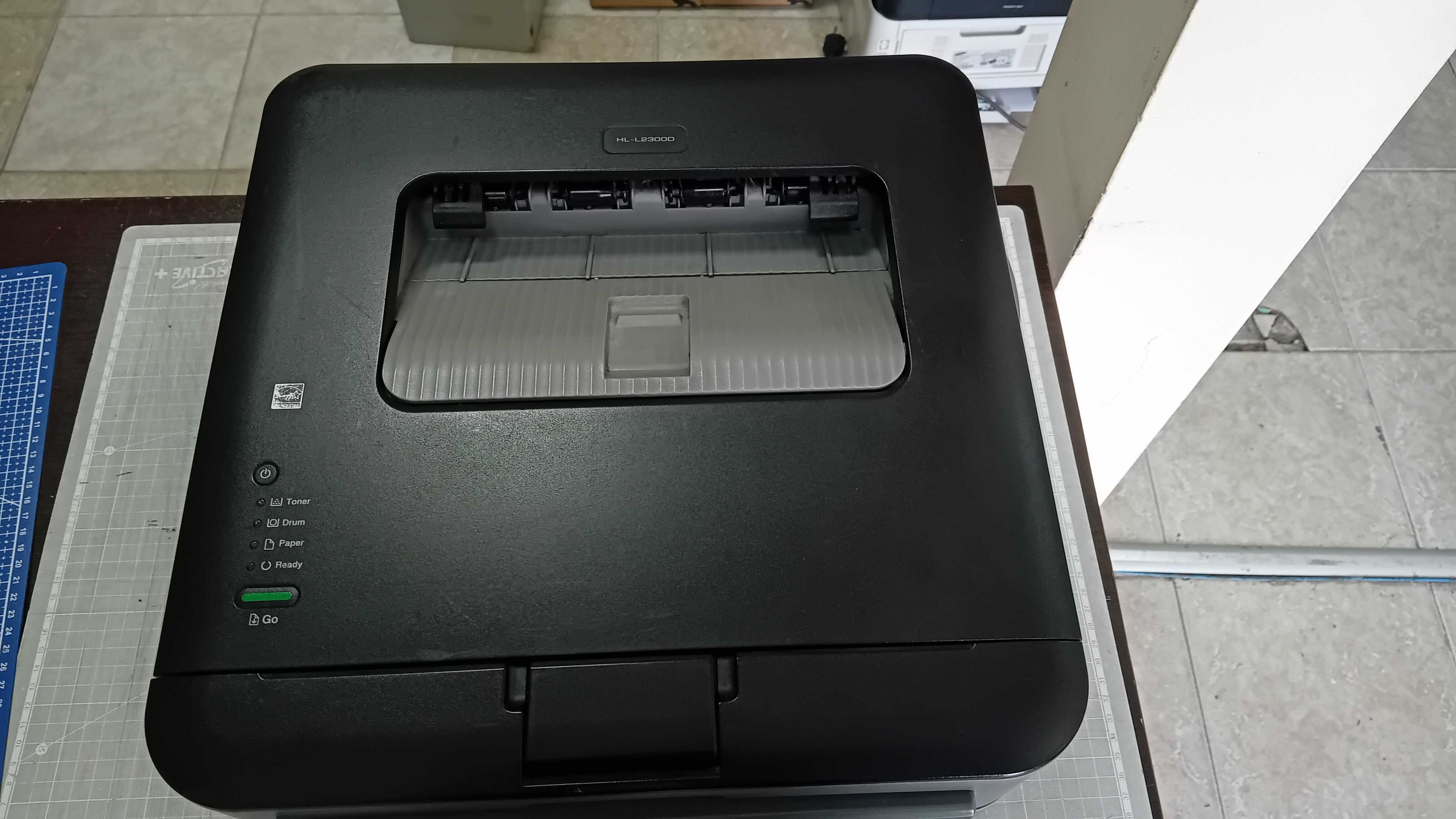 Отличен! Лазерен принтер Brother HL - L2300D с дуплекс