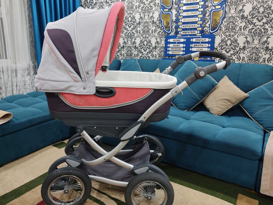 Детская коляска для девочки
