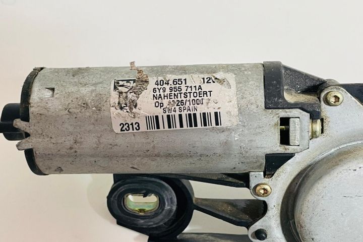 Motoras  Valeo stergator haion 6Y9955711A Skoda Fabia 6Y