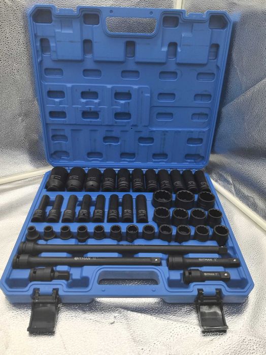 Set chei tubulare Hitman ranforsate, 12 colturi, finisaj negru–349 lei