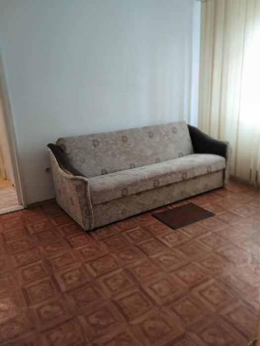 Inchiriez apartament