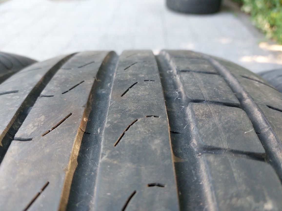 4 бр летни 225/45/17 Goodyear и Pirelli