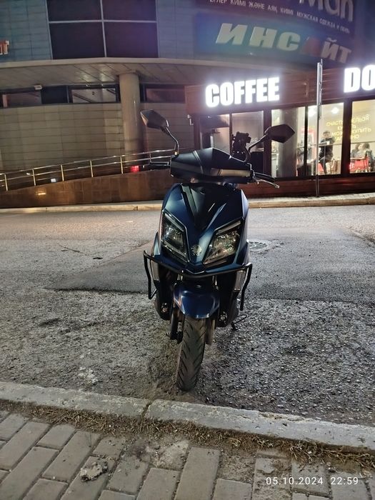 Продам мопед скутер