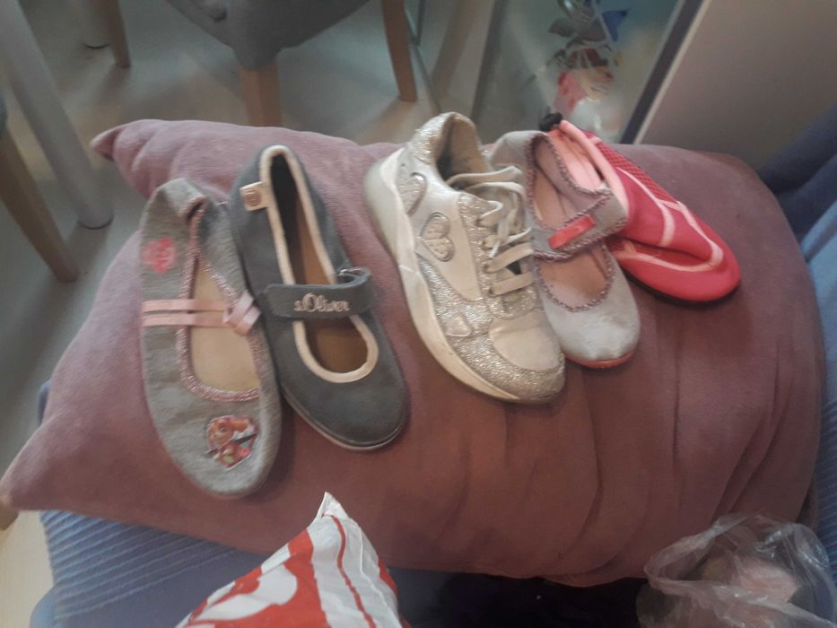 Oбувки от 27н 32н и k&k бели кожа 20лв и други