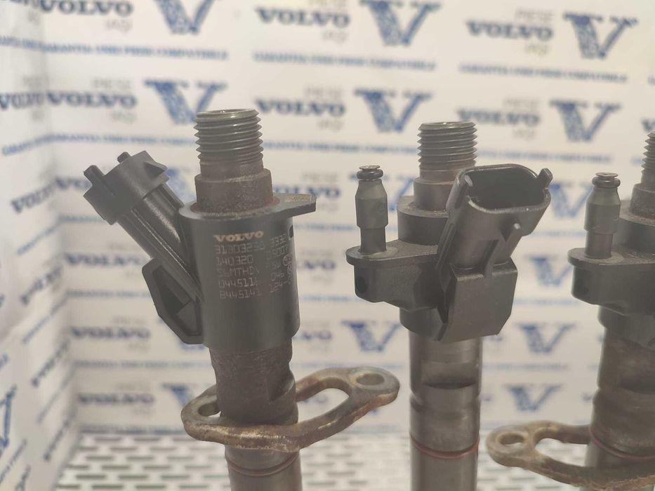 set 5 Injectoare VOLVO 2.0D3 E5 S40 V50 S40 S60 V40 XC70 XC60 2010 -