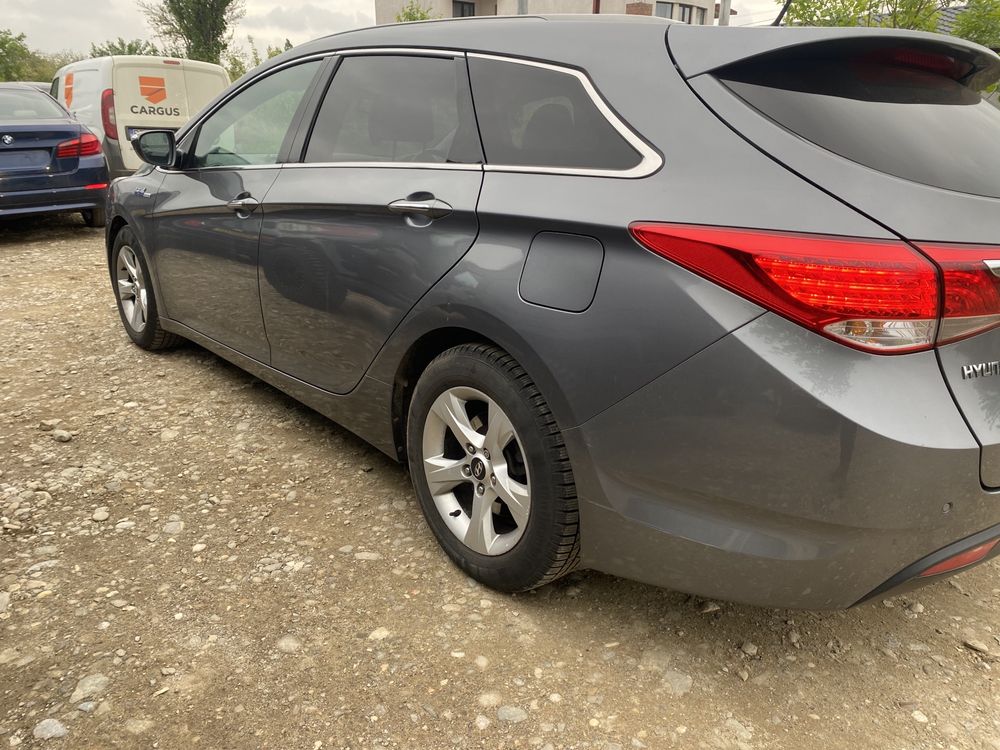 Injectoare Hyundai i40 1.7 crdi