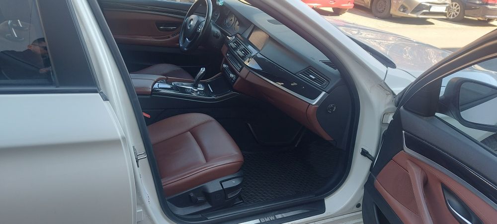 BMW F10 seria 5 184CP unic propietar