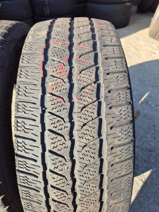 2 Anvelope de IARNA - 215/65/15C - Continental - APP NOI DOT 2023 !