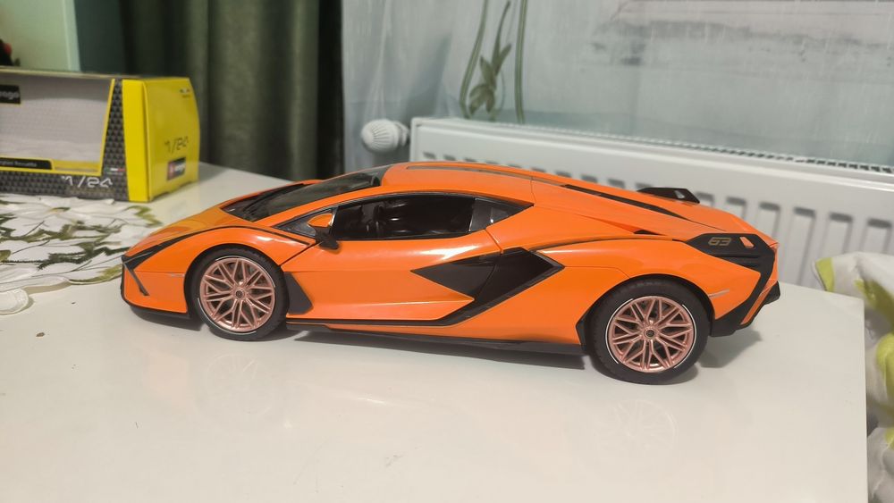 Rastar 1/14 Lamborghini Sian