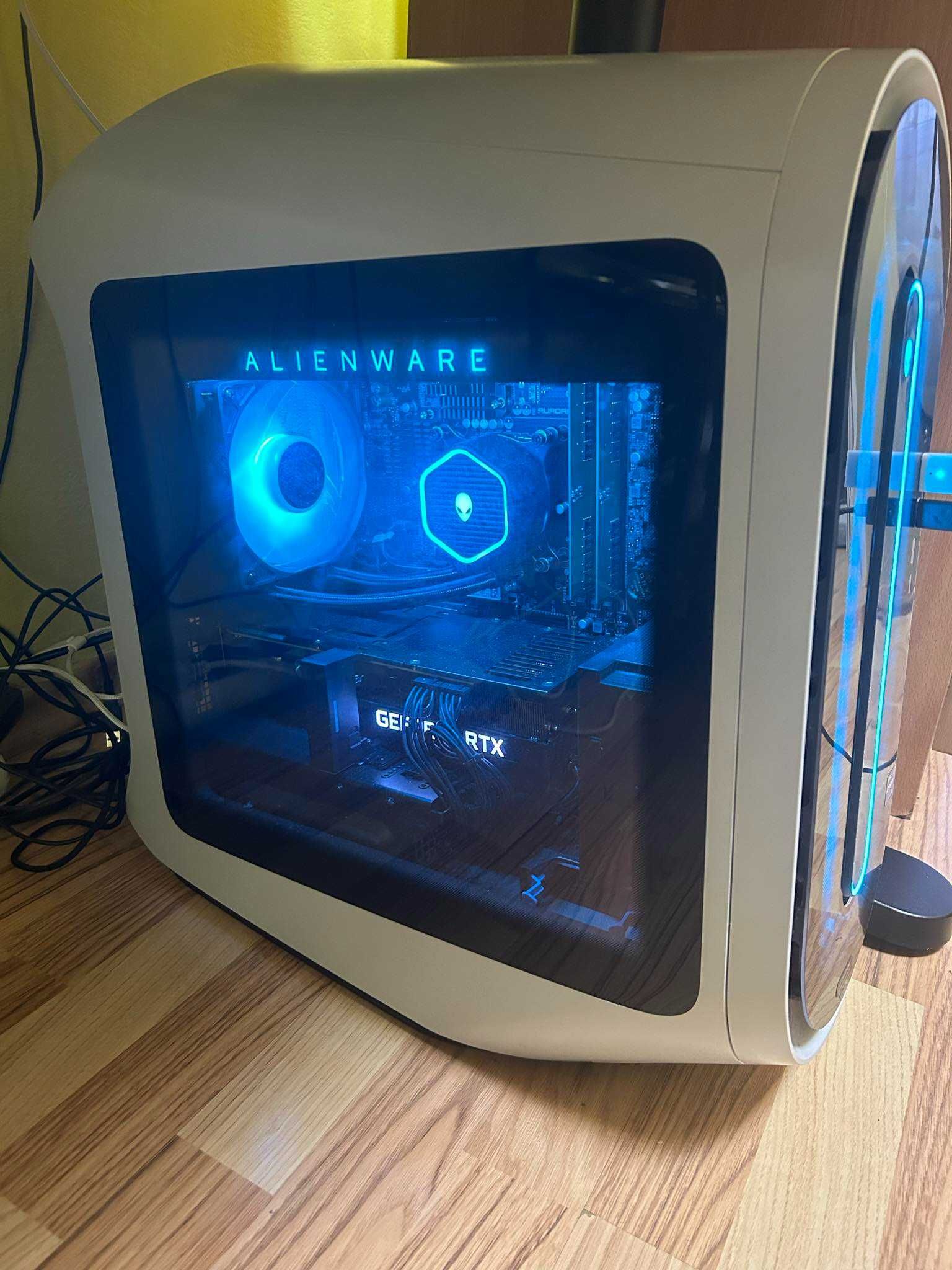 Alienware Aurora R13, I7 12700KF, RTX 3080 10GB, 64 GB RAM DDR5.