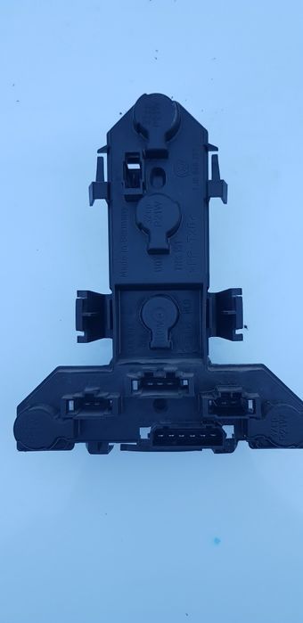 Tetiera Scaun Suport Becuri Soclu Tripla Lampa Vw Golf4 Bora