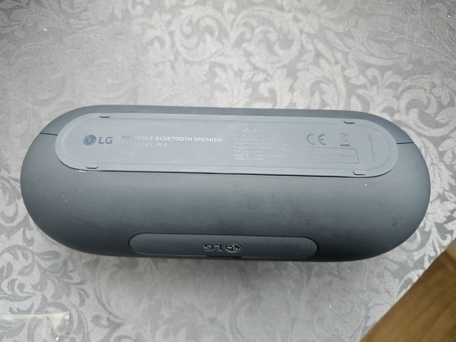 LG xboom pl5 преносима тонколонка